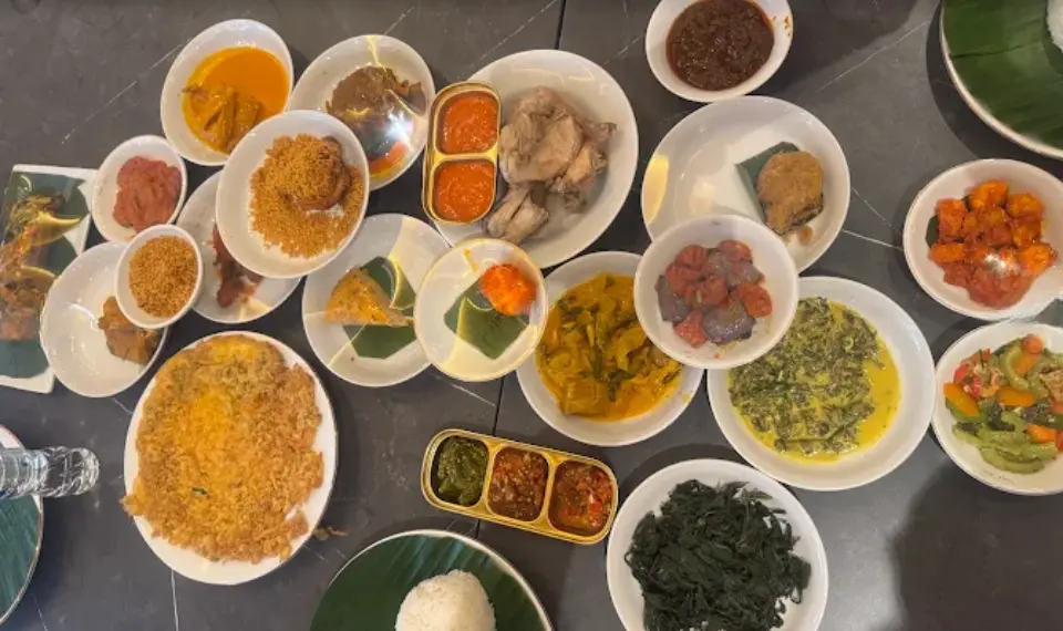nasi kapau Kampuang Alam Sutera